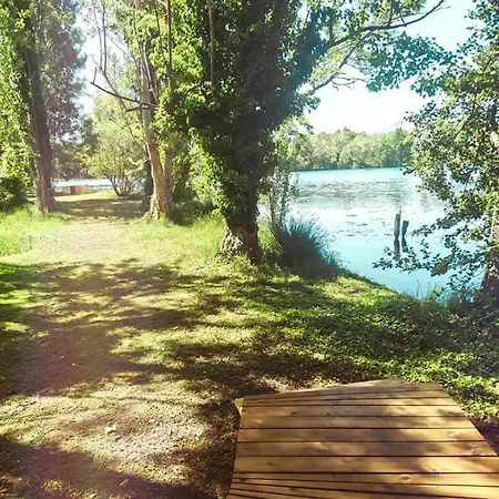 L'ile Du Saussay 3*