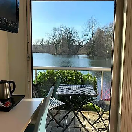 Hotel L'ile Du Saussay Itteville