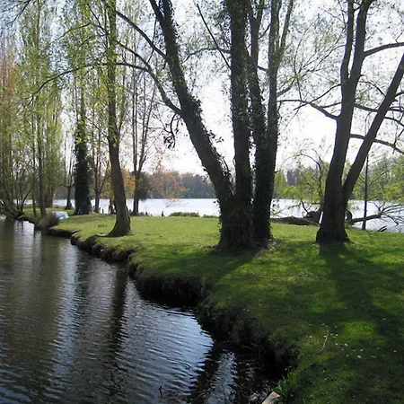 Hotel L'ile Du Saussay